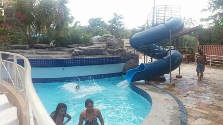 Ecologic Park Ap 2 Quartos Para 7 Pessoas 1Park Aquatico 10 Piscinas Termais Caldas Novas Ngoại thất bức ảnh